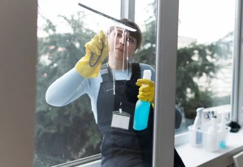 Nettoyage de vitres intérieures et extérieures à Marsais-Sainte-Radégonde
